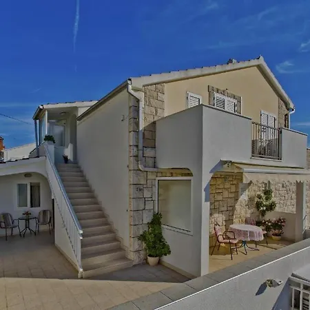 Prosperina Hvar 2 * هفار
